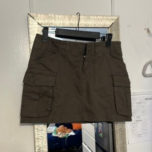 Brandy Melville cargo skirt